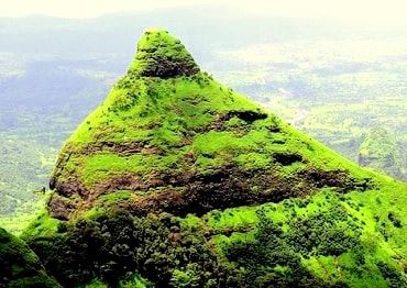 You can see the Tiger like the structure of mountains. Most of the Cabs in Lonavala offer this point for sightseeing.